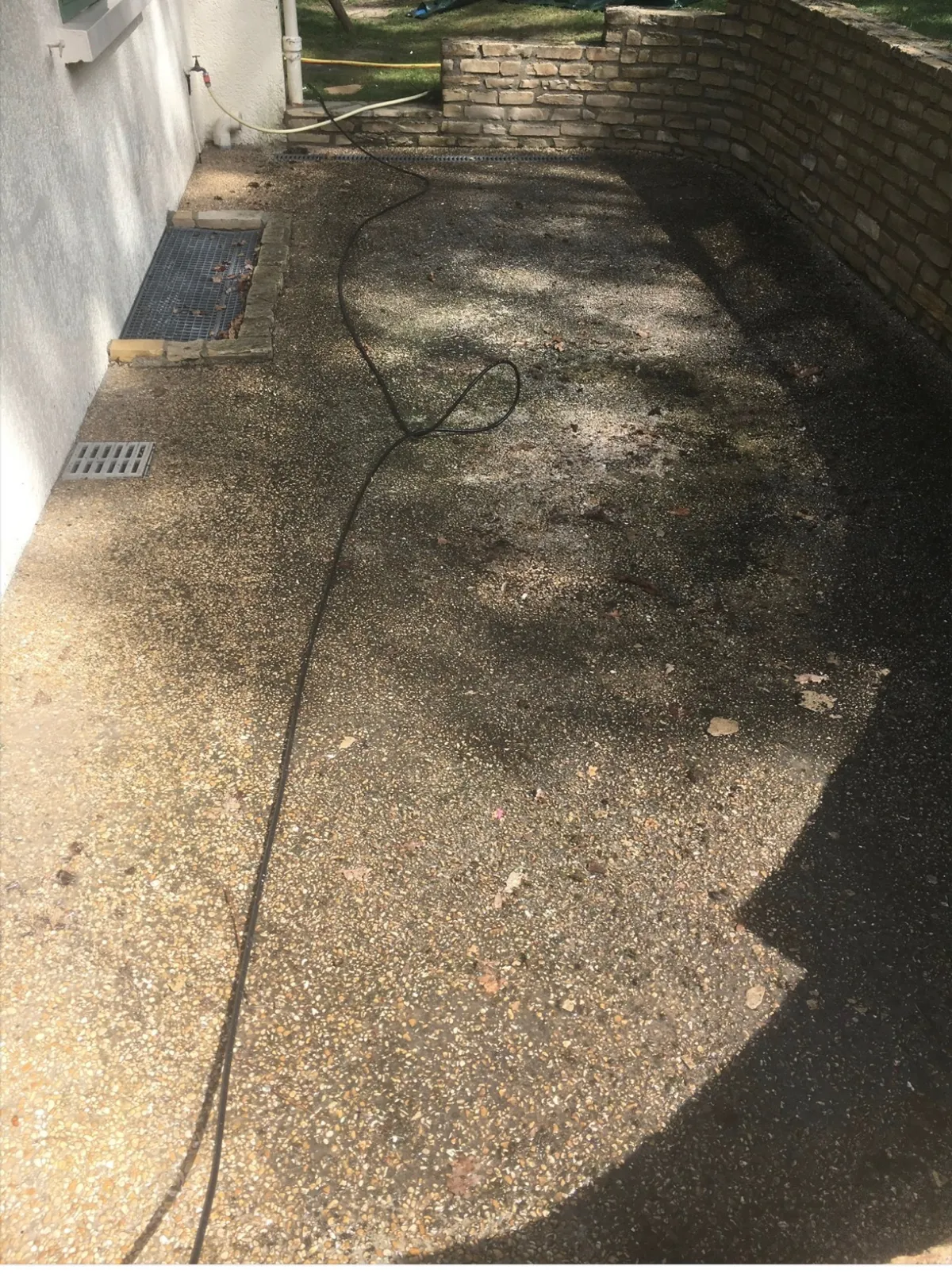 Avant — Nettoyage de terrasse